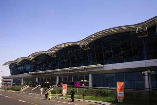 El Aeropuerto de El Cairo abrir la nueva terminal 2 a mediados 2013